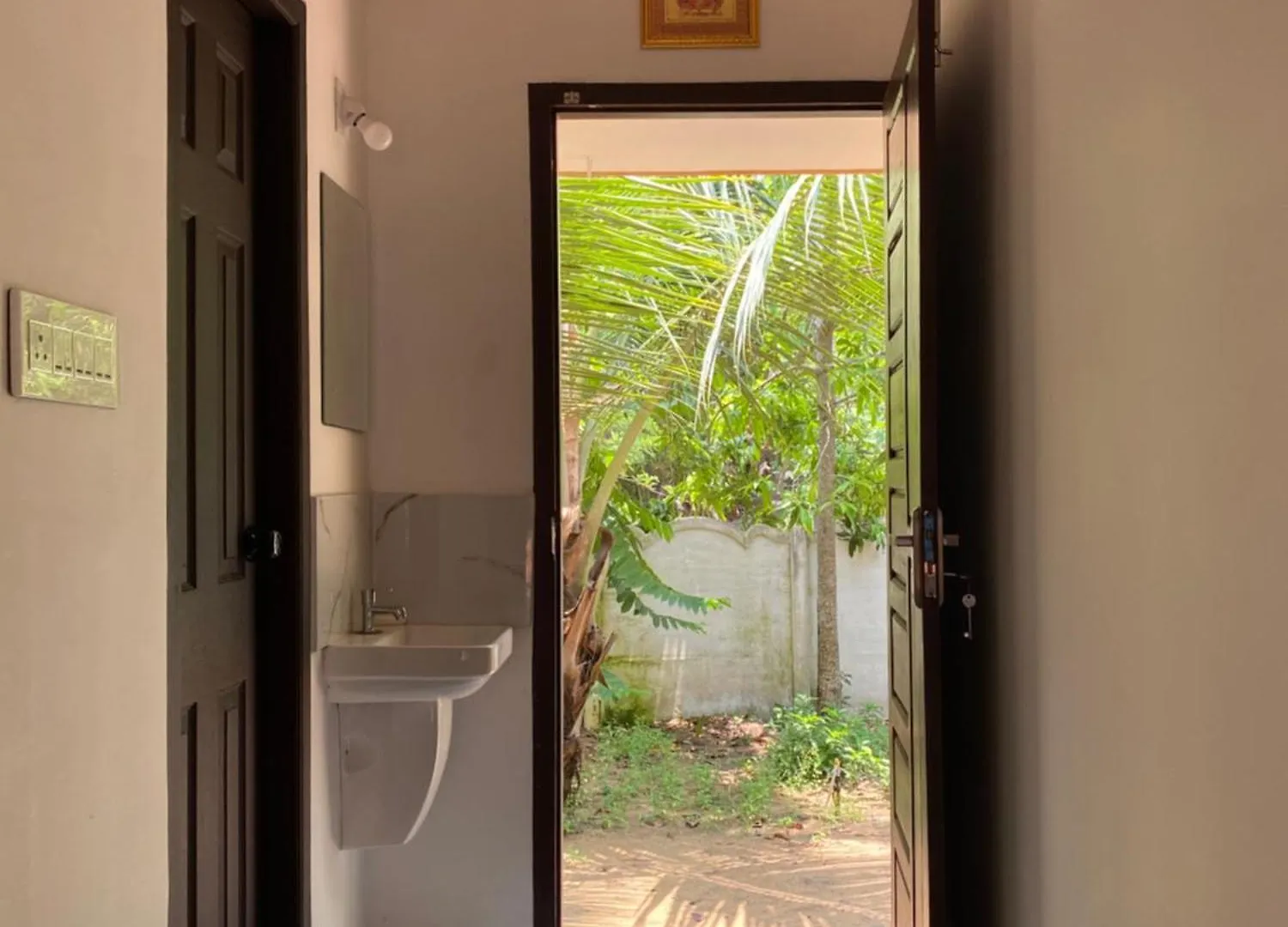 Gaya Beach Hacienda Irimbranallur Holiday home
