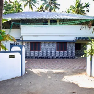Ambili Riverfront With Party Hall Irimbranallur